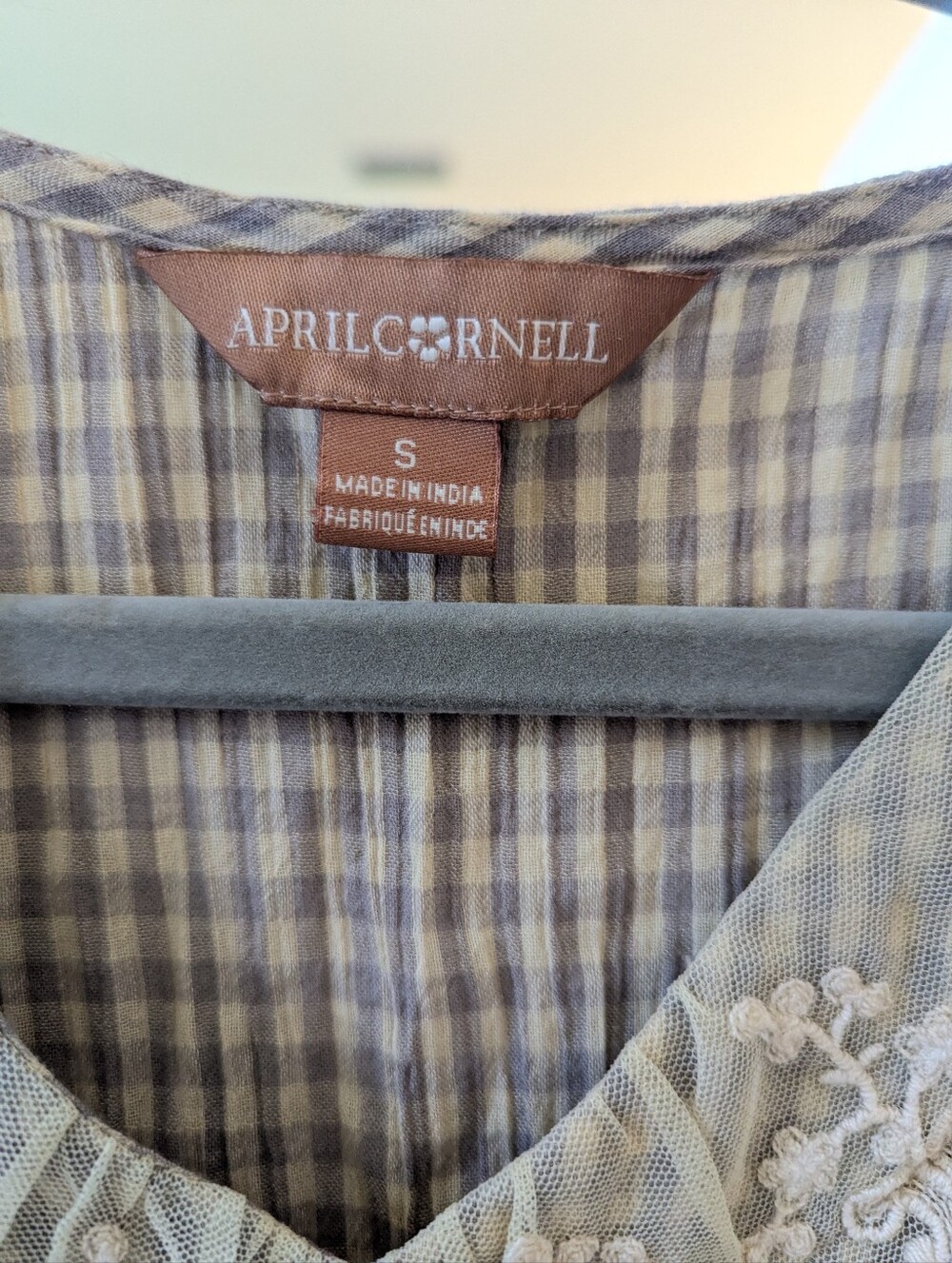 ๐ธ Vintage-Inspired April Cornell Gingham & Lace Maxi Dress ๐ธ - Picture 4 of 6